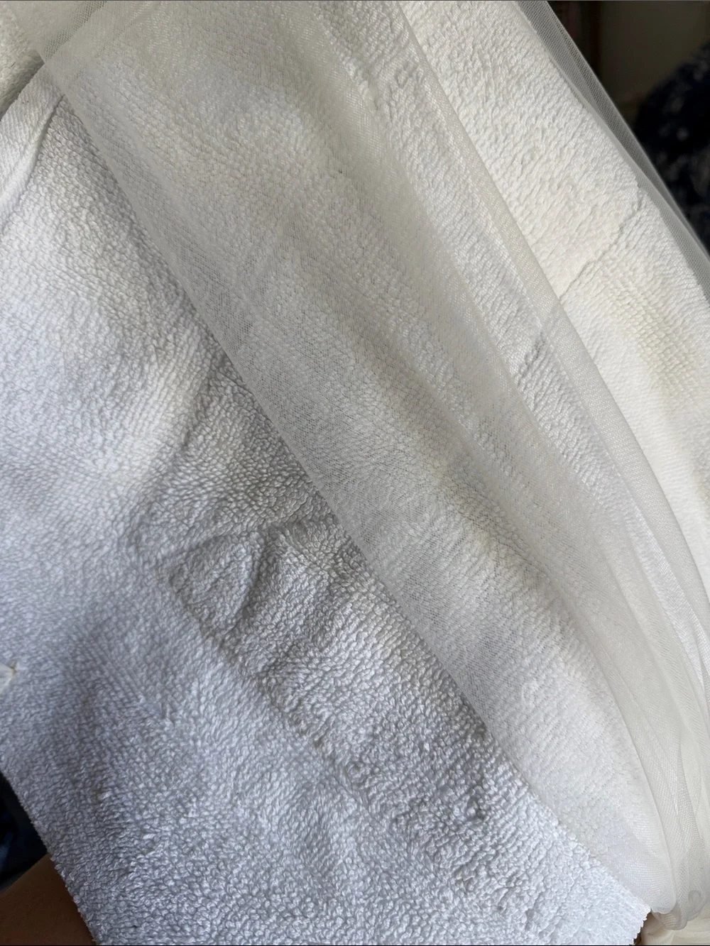 118x118 inch Dark Ivory Champagne Plain Cathedral Wedding Veil Bridal Soft Tulle - Picture 7 of 8